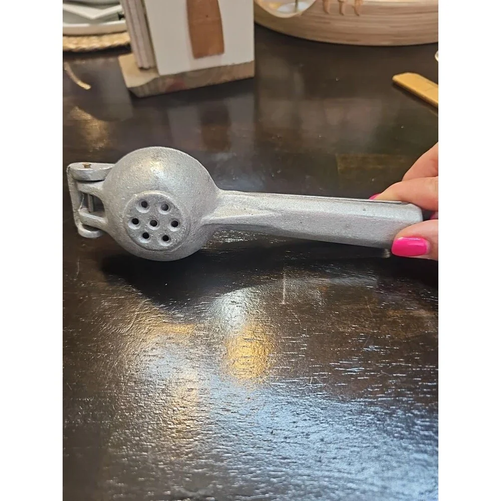 VADEAL retro pulp hinges